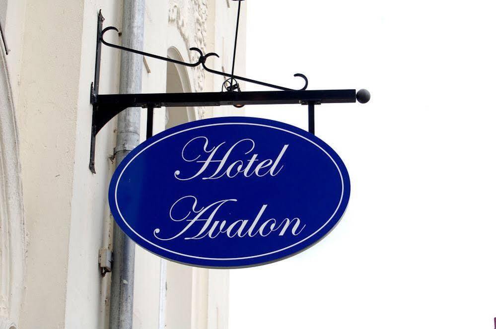 The Avalon Hotel ชเวียรีน ภายนอก รูปภาพ